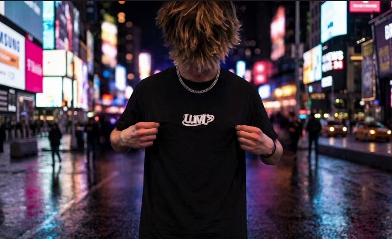 Wearing Unlimited Mindset in Times Square